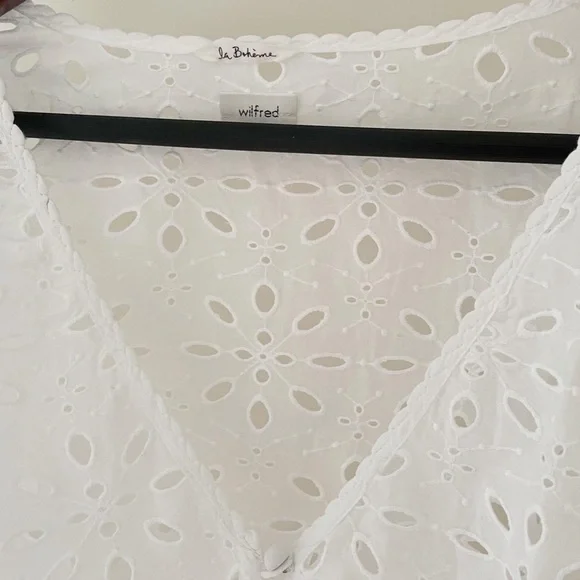 Wilfred eyelet blouse with ruffle detail and covered buttons. - Picture 4 of 4